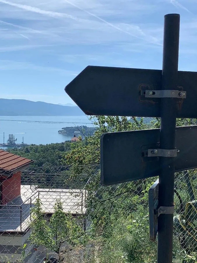 Appartamento La MAGIA NEL BORGO Fezzano  0*, Fezzano (Liguria)